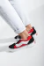 KNU Skool Rojo en internet