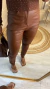 CALÇA LIRIANE RESINADA MARROM - loja online