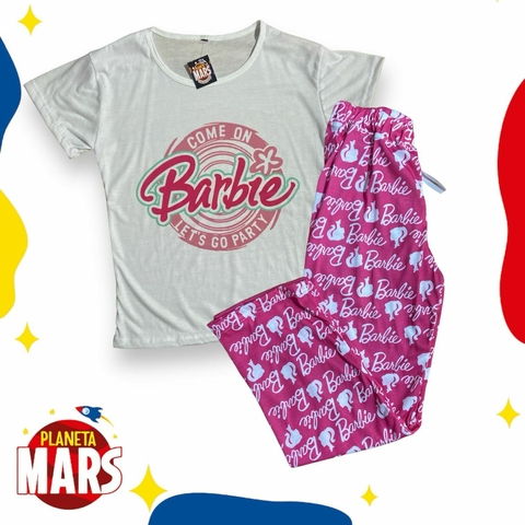 Pijama media estación Barbie (letras)
