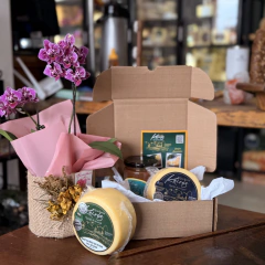 Kit Dia dos Namorados Kairós – Queijo + Doce de Leite