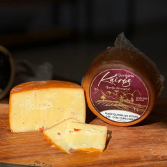 Queijo Mantiqueira Defumado Temperado Kairós