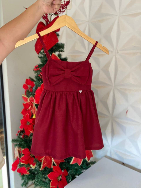 Vestido Infantil Bordô em Linho com Laço – Alças Reguláveis