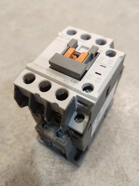 CONTACTOR MC-9b 220VCA