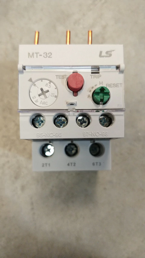 RELEVO TERMICO DIFERENCIAL MT-32/3K (7-10)A