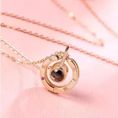 Collar "Te Amo" en 100 idiomas + cajita de regalo en internet