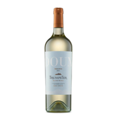 Vino Trumpeter Reserva Doux