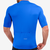 Camisa de ciclismo masculina na cor azul, vista pela parte de trás, com detalhe do logo TRIWAY.