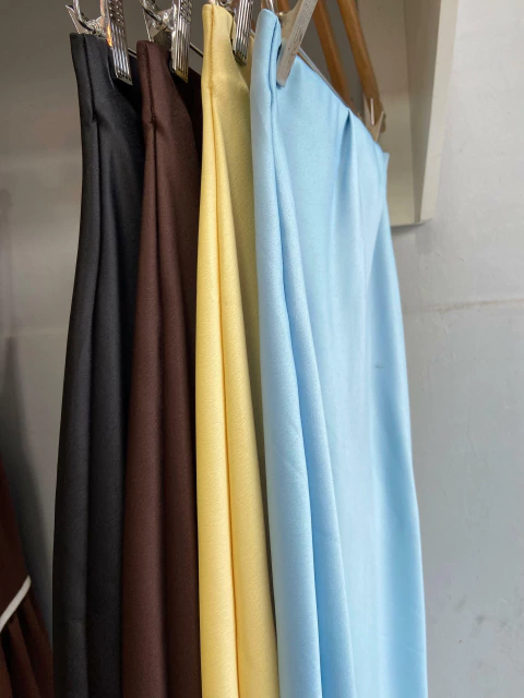 Saia cetim Ayla - comprar online