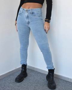 Canesú revés con picos (M193-C118DW) - GELL JEANS ORIGINAL