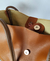Imagen de Carteras Tote de Mujer Géminis con diseño elegante y Neceser incluido