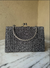 Imagen de Clutch Dorado Brillante para Fiesta - Elegancia y Glamour Mistika