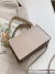 Imagen de Cartera Bandolera Herrajes Cuadrados Dorado Diseño Mujer