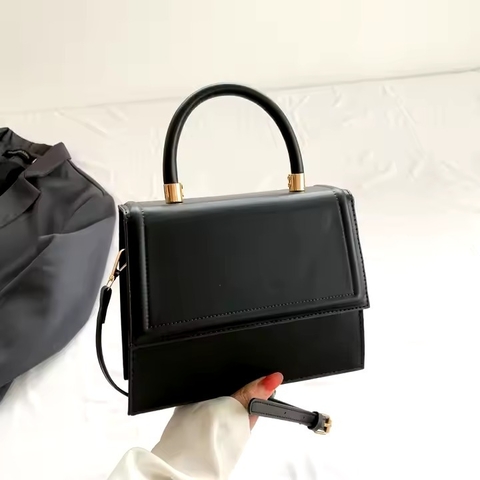 Cartera mini bag rígida Eva