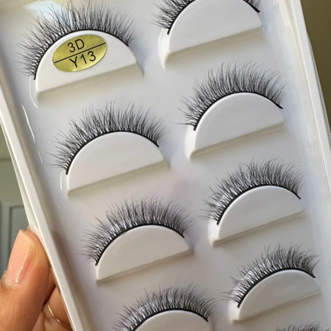 Cílios Postiços 3D Y13 - Cartela com 05 Pares De Cílios - comprar online