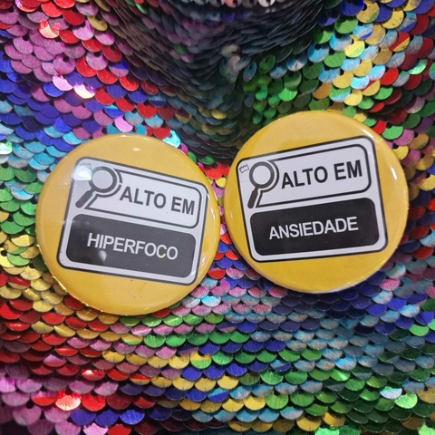 Bottons Lupa Alto Em...