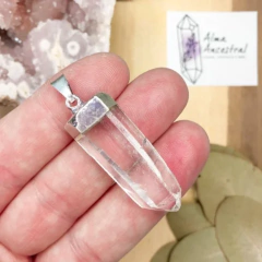 DIJE PUNTA DE CUARZO CRISTAL EN BRUTO - ENGARCE ELECTROPLATA