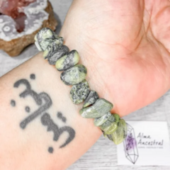 PULSERAS DE CRISTALES - SERPENTINA