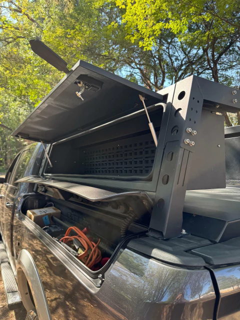 Compartimento lateral para Ram 2500 - comprar online