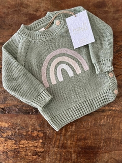 Blusinha bordada de bebê, moderna e confortável. Fica linda com as calças da Natu bebê Conheça a coleção completa de roupinhas de bebê da Natu bebê e apaixone-se!