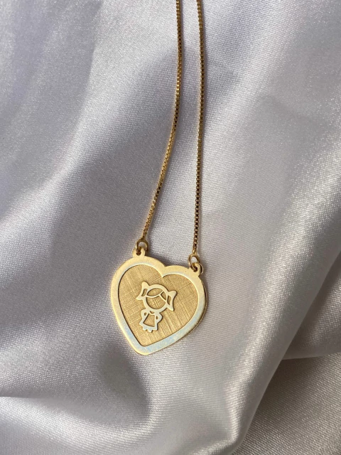 COLAR DE CORAÇÃO COM FILHO