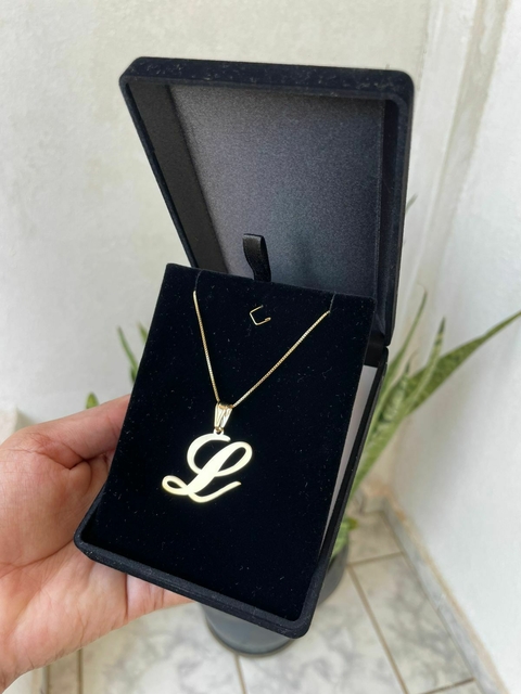 Colar de Inicial Luxuosa