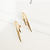 Brinco Ear Hook Elis Liso Banho Ouro 18k