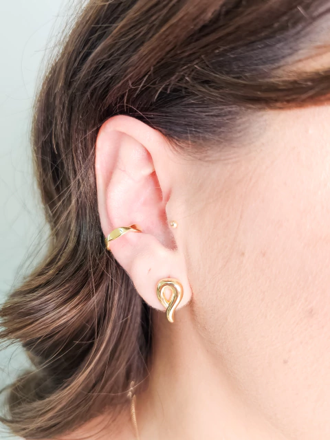 Brinco Ponto de Interrogação Banho Ouro 18K - comprar online