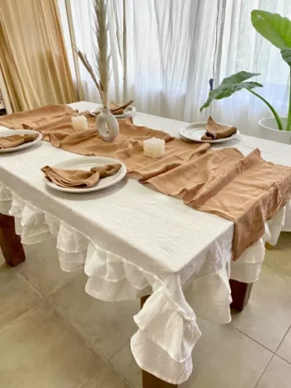 <p><span style="font-size: 18px">Comedor</span></p>