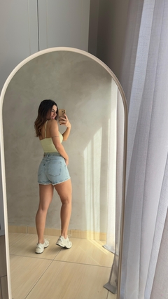 Short jeans claro selena na internet