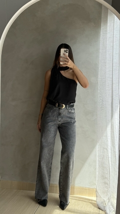 Blusa Alana na internet