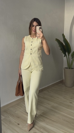 Colete Serena Alcance amarela - comprar online