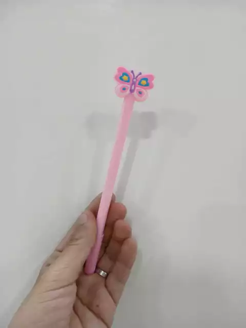 Lapicera fantasy-mariposa rosa