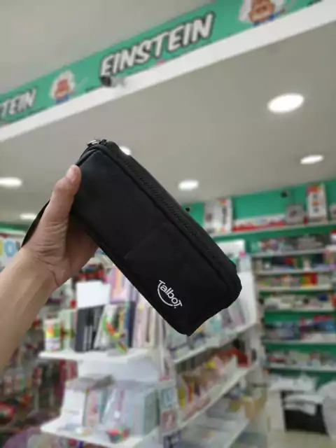 Cartuchera con bolsillos-talbot-negro