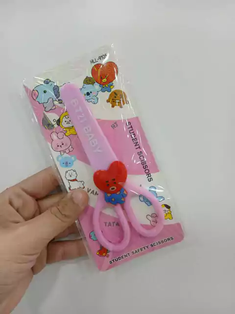 Mini tijera-personaje tata-rojo