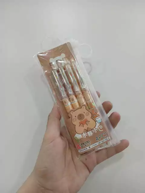 Mini cartucherita lapiceras de capybara-sonriendo-x4