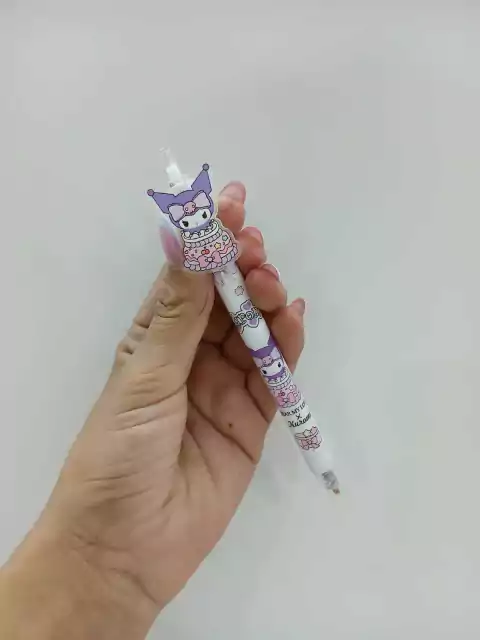 Lapicera tinta azul-kuromi torta