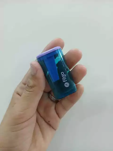 Saca puntas-filgo-violeta