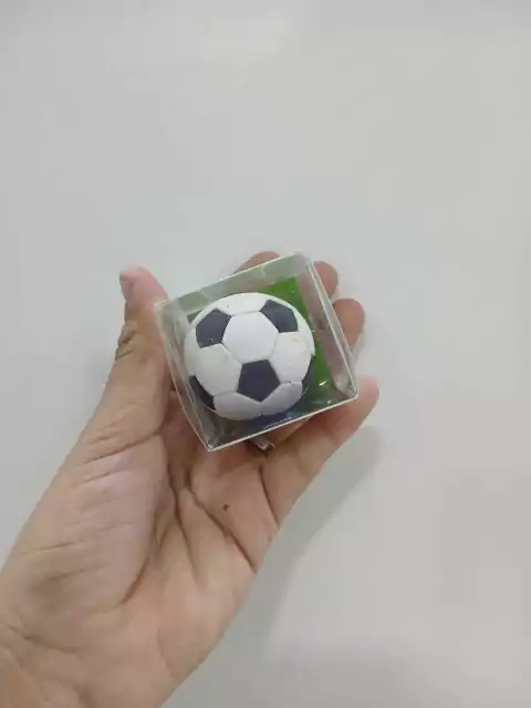 Super goma de borrar forma de pelota de futbol-brw
