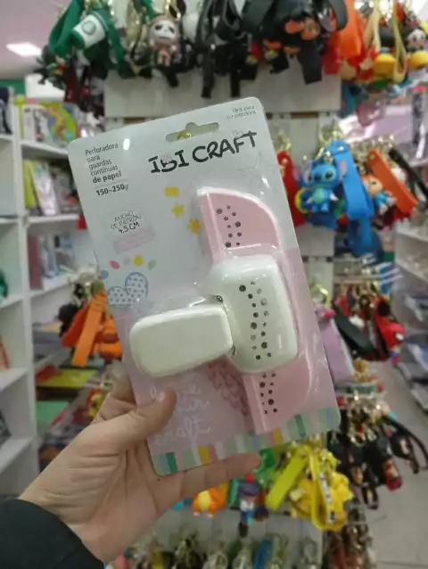 Perforadora para Guardas Continuas de papel con forma- Ibi Craft - puntitos