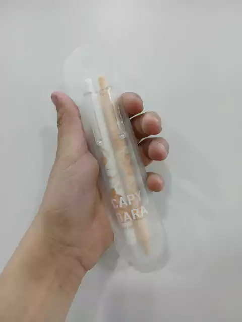 Mini estuche de 2 lapiceras-capybara