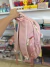 Mochila capybara-con bolsillo trasero - Librería Einstein
