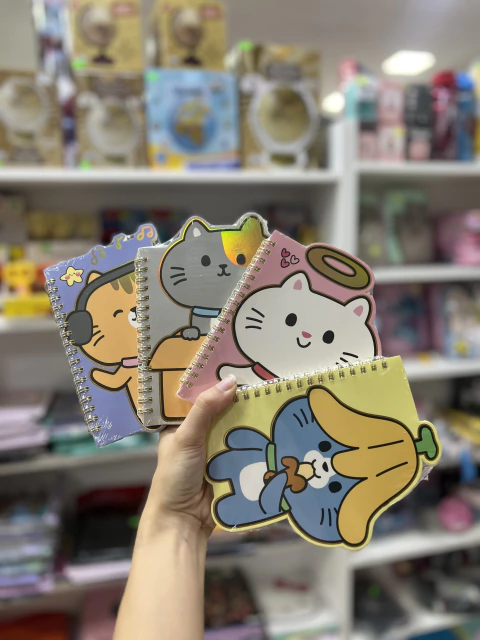 Cuadernito silueta gatito - hoja rayada