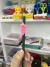 Adaptador de lápiz en forma de pez - Librería Einstein
