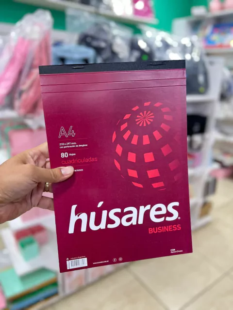 Hojas A4 Cuadriculadas - Húsares