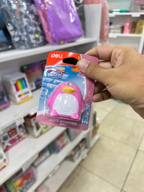 Sacapuntas Pinguino Rosado - Deli