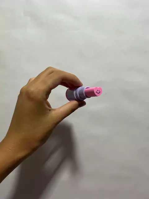 Goma de Borrar Retráctil mas Sacapuntas- Corazón Cute