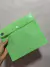 Sobre A5 Apaisado con Broche - FW (Verde Pastel)