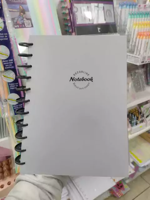 Cuaderno A4 Liso - Rideo Rosa - (copia)
