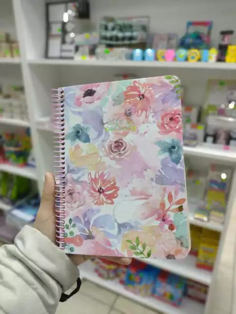 Cuaderno A5 Flores -Life in colours- Rosas- Ry