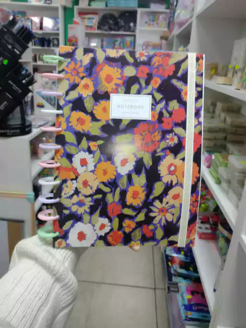 Cuaderno A4 Con sistema de discos -Jungla -Decorline - (copia)